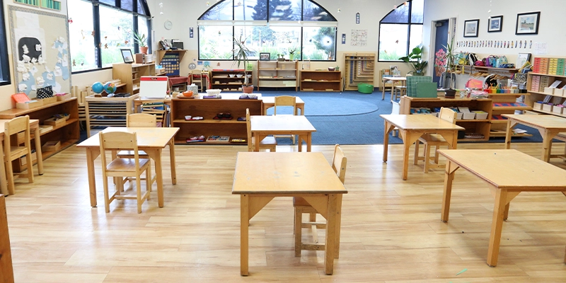 How to Create a Perfect Montessori Classroom Layout - Xiair World