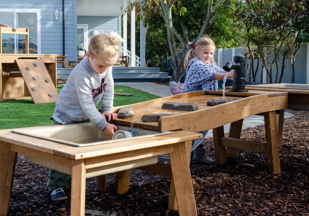 Sand and Water Table