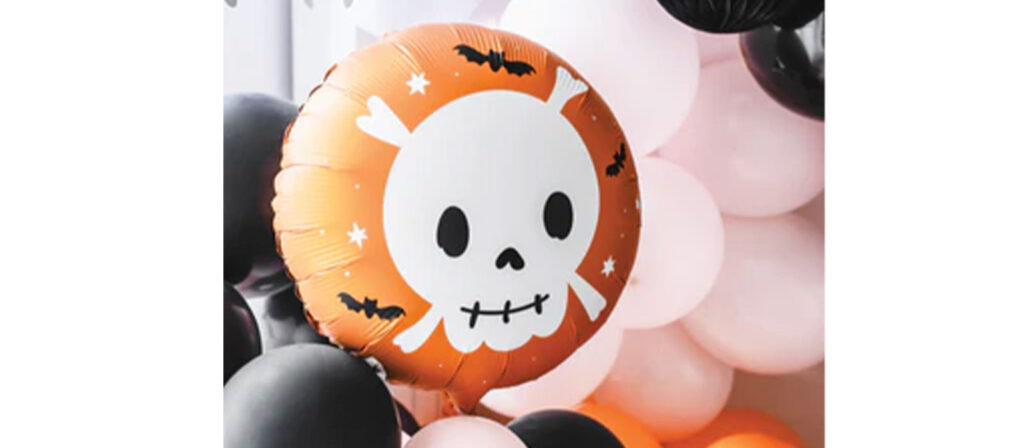 18.-Halloween-Balloon-Decorations