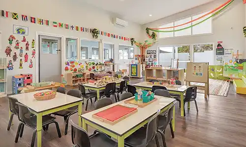 xiair case-Melbourne classroom furniture