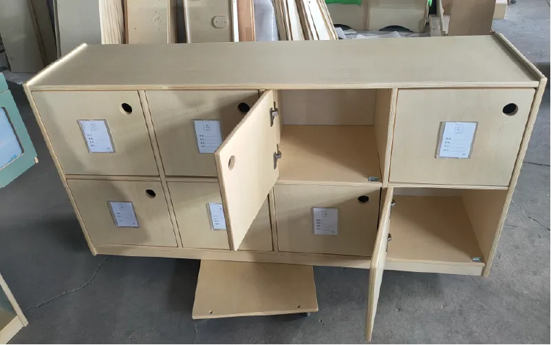 Preschool Cubbies with Individual Lockers